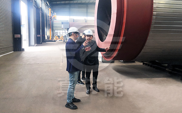 菌渣烘干設(shè)備交流合作現(xiàn)場(chǎng) 菌渣烘干設(shè)備交流合作現(xiàn)場(chǎng)