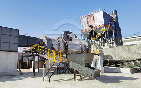 紅薯渣烘干機(jī)運(yùn)行現(xiàn)場(chǎng) 紅薯渣烘干機(jī)運(yùn)行現(xiàn)場(chǎng)