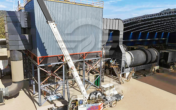 糖渣烘干機(jī)吊裝現(xiàn)場 糖渣烘干機(jī)吊裝現(xiàn)場